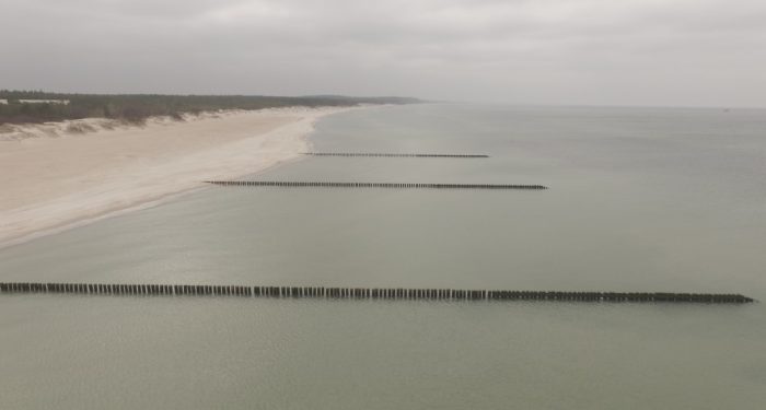 Budowa Ostróg Falochronowych W Rowach