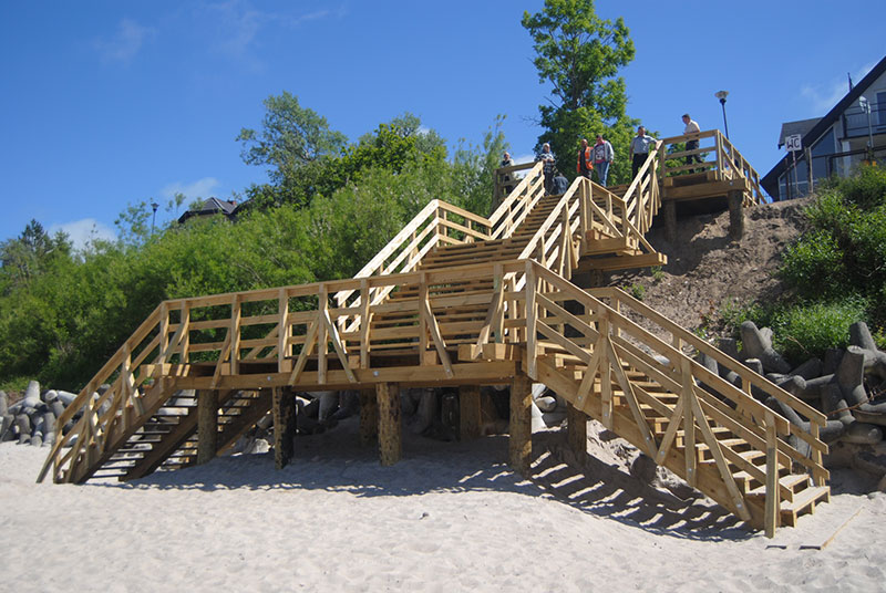 Budowa Zejść Na Plażę W Ustroniu Morskim